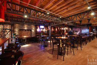 Boteco do Bill - Gramado - Franco e Bachot M�veis